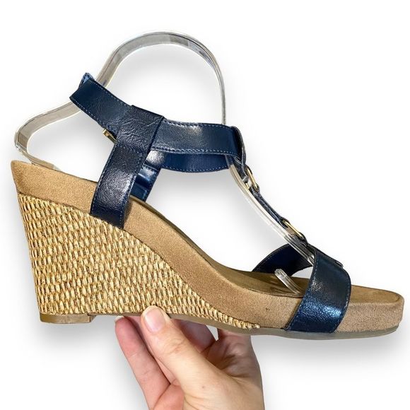 A2 Aerosoles | Navy T Strap Wedge Buckle Sandals | Size 9 - Picture 7 of 11